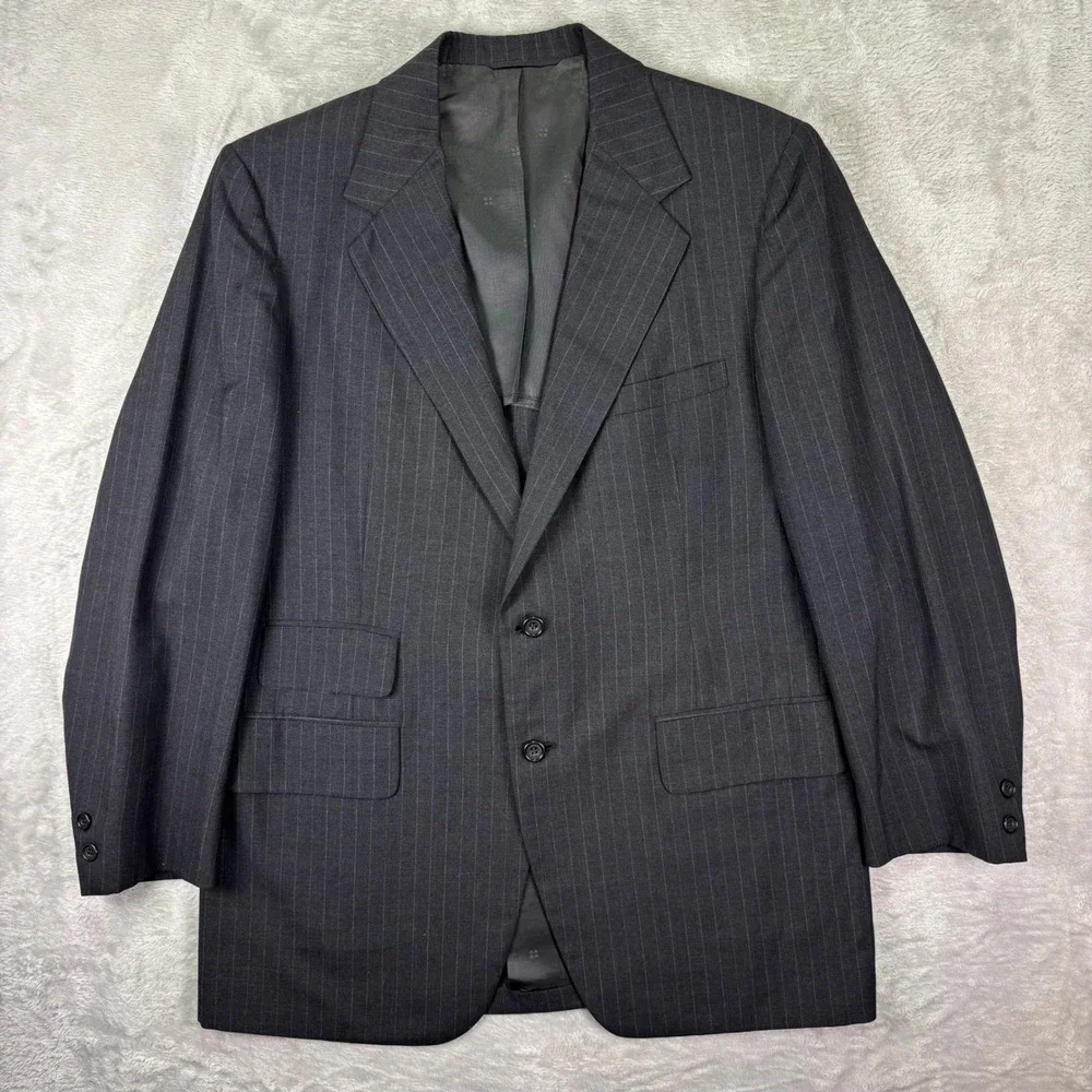 Saks Fifth Avenue Men's Pinstripe Blazer Size 41R Gray 2-Button Classic Fit